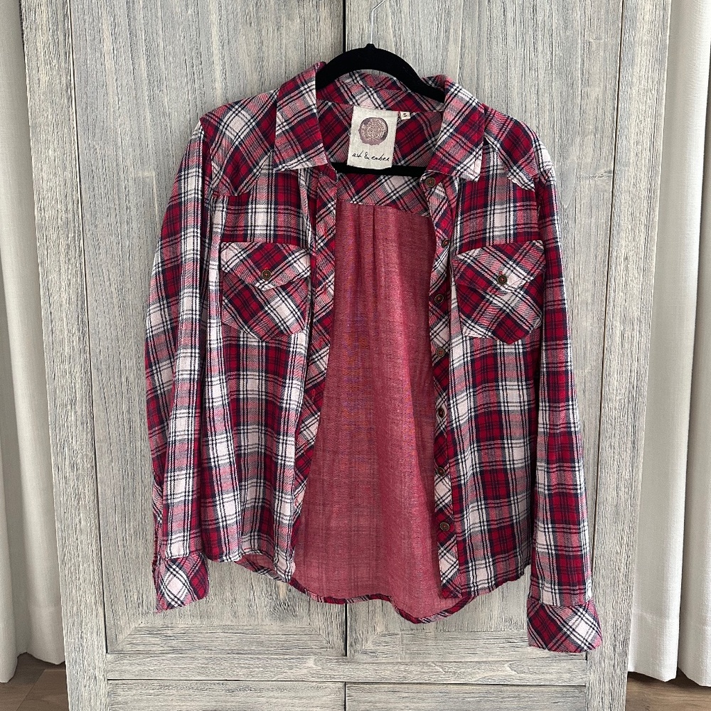 Ash & Ember plaid top